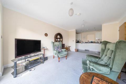 2 bedroom apartment for sale, Park Gardens, Banbury