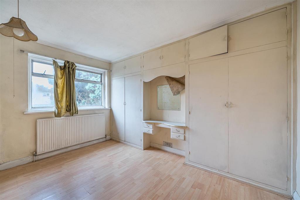 Bedroom 2.jpg