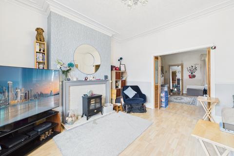 4 bedroom apartment for sale, Morley Avenue, Bill Quay, NE10
