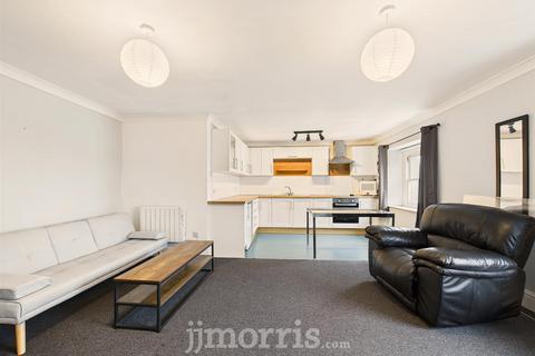 2 bedroom flat for sale, Market Street, Narberth