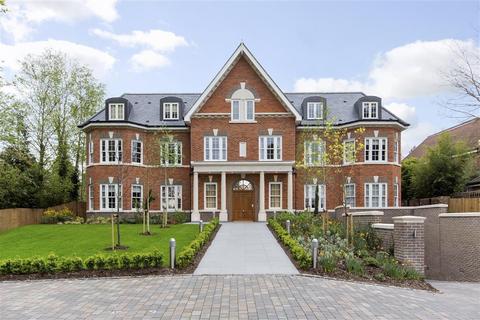 3 bedroom flat to rent, Esher Park Avenue, Esher, Surrey, KT10