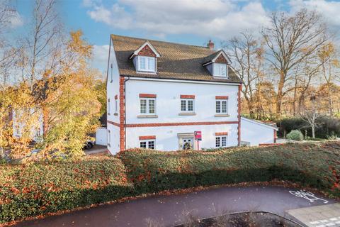 4 bedroom detached house for sale, Whitewater Road, Fleet GU51