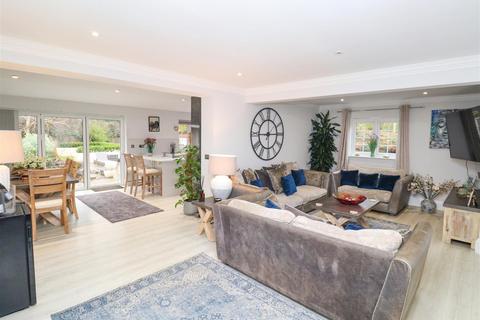 4 bedroom detached house for sale, Whitewater Road, Fleet GU51