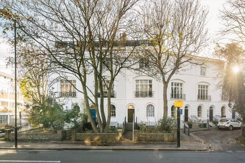 Essex Road, London N1