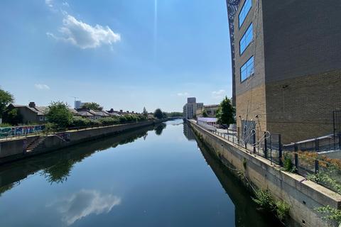 undefined, High Street, London E15