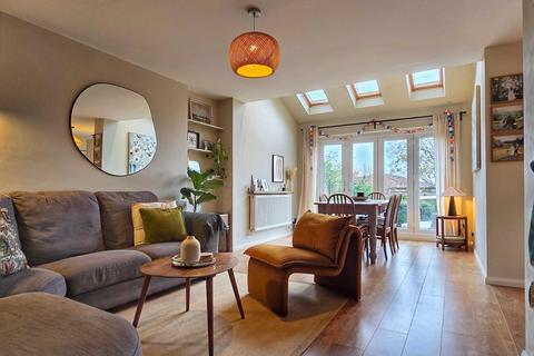 5 bedroom semi-detached house for sale, Verne Drive, Ampthill, Bedfordshire, MK45