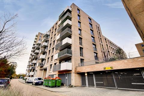 3 bedroom flat for sale, Parkside Court, E16, Docklands, London, E16