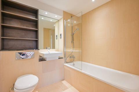 2 bedroom flat for sale, Forge Square, Isle Of Dogs, London, E14