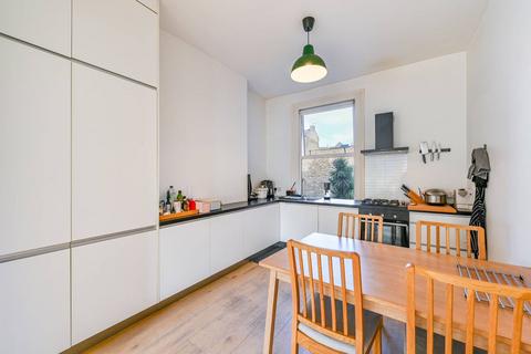4 bedroom maisonette to rent, Shirland Road, Maida Hill, London, W9