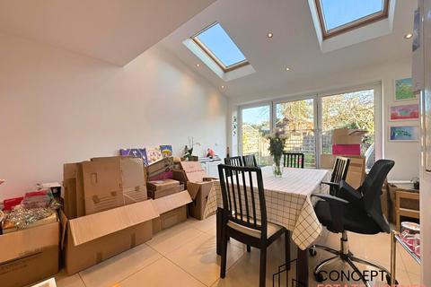 undefined, Churston Drive, Morden, Surrey, SM4