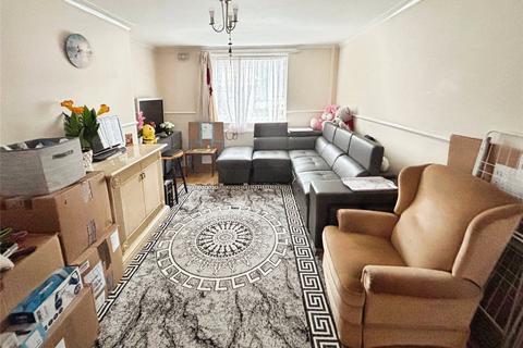 3 bedroom semi-detached house to rent, Uplands Road, Leicestershire LE2