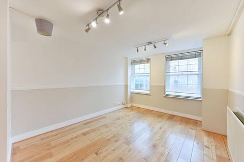undefined, High Street, Hampton Wick, Kingston upon Thames, KT1