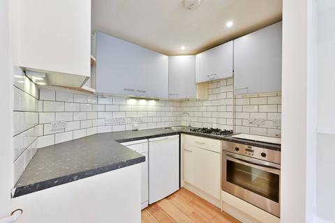 1 bedroom flat to rent, High Street, Hampton Wick, Kingston upon Thames, KT1