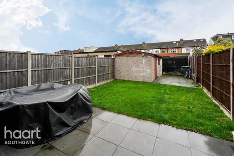 undefined, Dorchester Avenue, London
