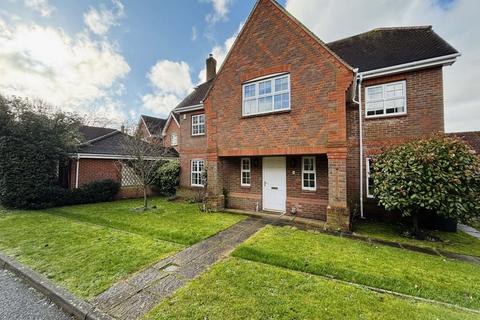 5 bedroom detached house for sale, NIGHT OWLS, THATCHAM RG19