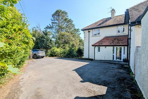 5 bedroom detached house for sale, Heol Y Mynydd, Pembrey, Burry Port, Carmarthenshire.