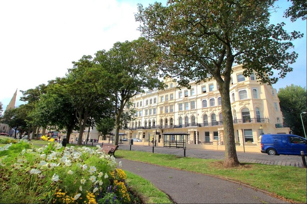 Palmeria Sq