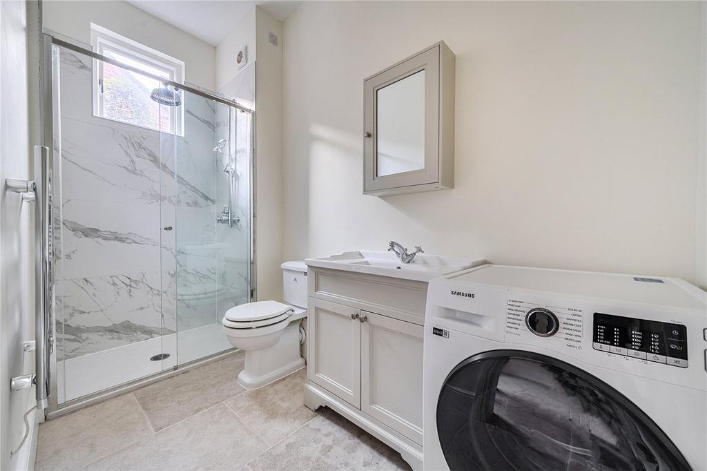 Bathroom/Laundry