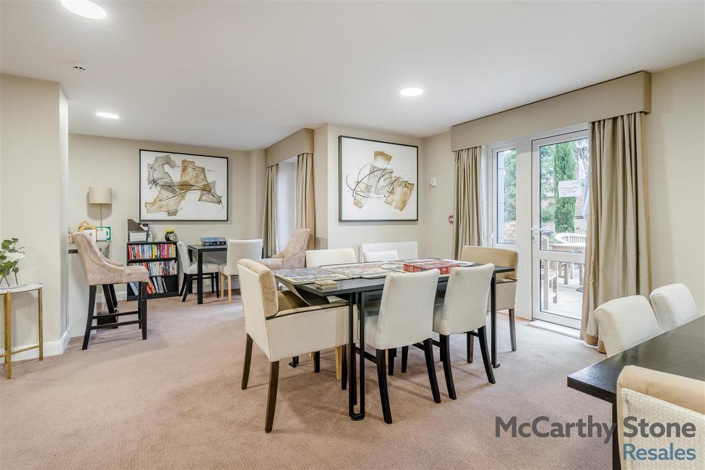 8672327-interior14.jpg