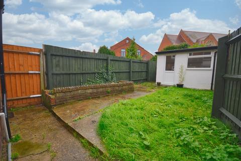 3 bedroom terraced house for sale, Bath Road, Kettering, NN16