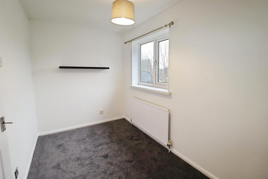 142570cb-Bedroom 202.JPG