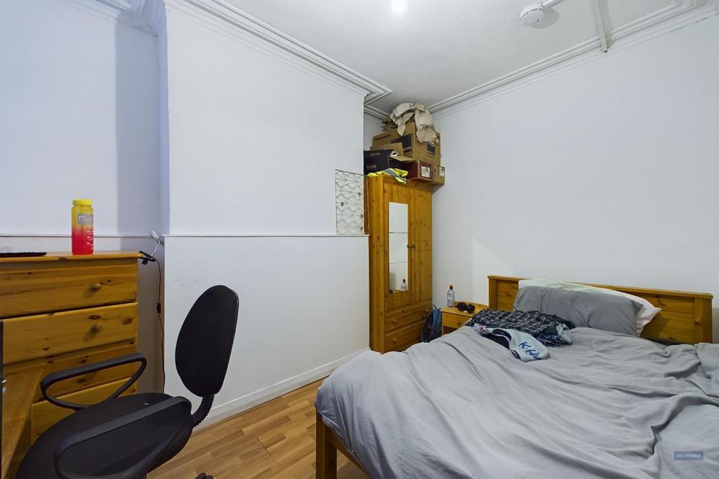 CAM01745 G0-PR0038-STILL014.jpg