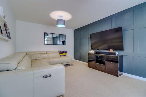 4 bedroom detached house for sale, Goldworkings Crescent, Glenfield, LE3
