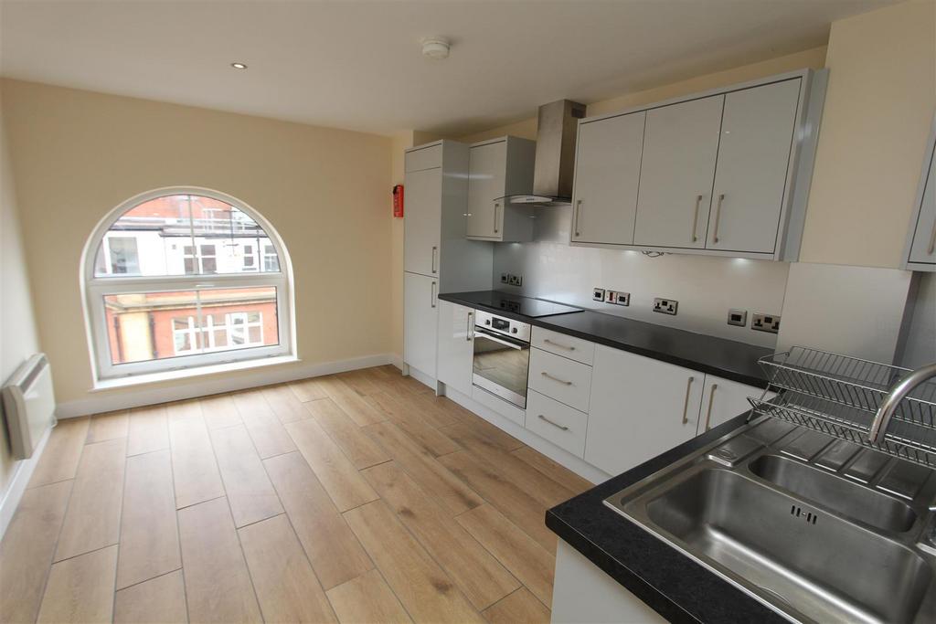 Kitchen1.JPG