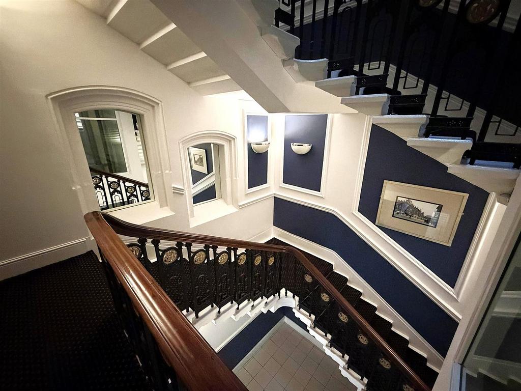 Stairwell.jpeg