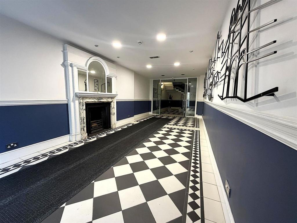 Entrance 2.jpeg