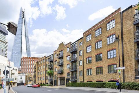 2 bedroom flat to rent, Bridge Walk Heights, Weston Street, SE1