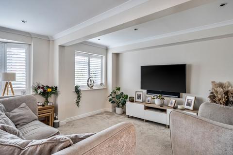 undefined, Poplar Crescent, Epsom, KT19