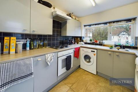 4 bedroom terraced house to rent, Thackeray Road, Southampton, Hampshire
