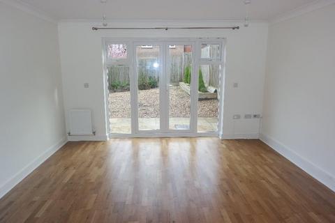 3 bedroom link detached house to rent, Rushy Grove, Haywards Heath RH16