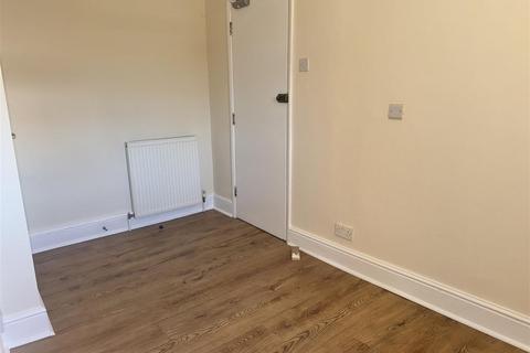 3 bedroom terraced house to rent, Room 1, 91 Cotmanhay RoadIlkestonDerbyshire