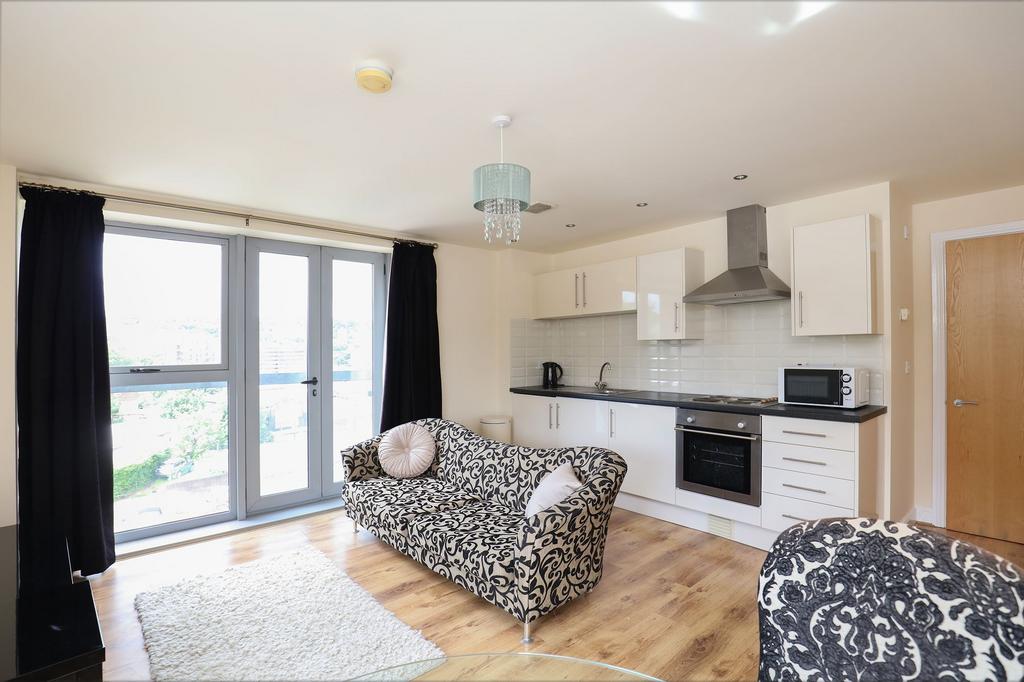 Open Plan Lounge/ Kitchen