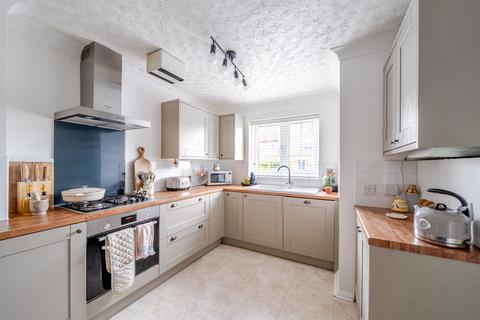 2 bedroom terraced house for sale, Winston Avenue, Kings Hill, West Malling, ME19