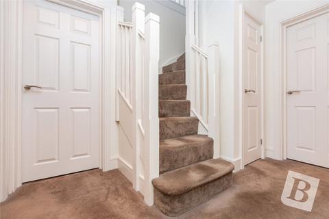 2 bedroom apartment for sale, Station Road, Upminster, RM14
