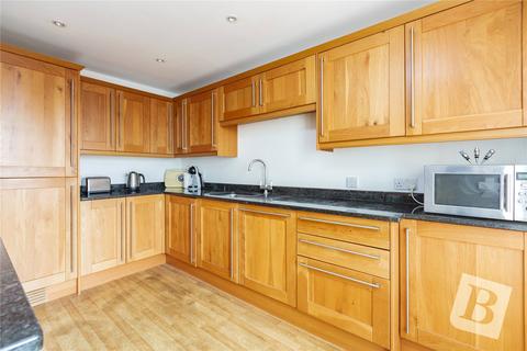 2 bedroom apartment for sale, Station Road, Upminster, RM14