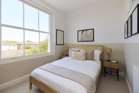 Cliff Road, Camden, NW1
