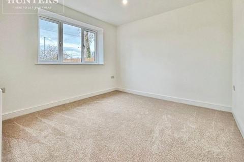 undefined, Broom Close