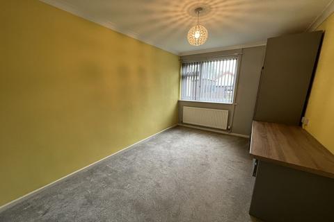2 bedroom detached bungalow to rent, Stephens Crescent, Govilon, Abergavenny, NP7
