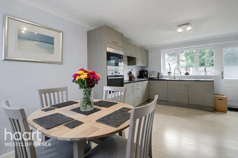 undefined, The Grove, Southend-on-Sea