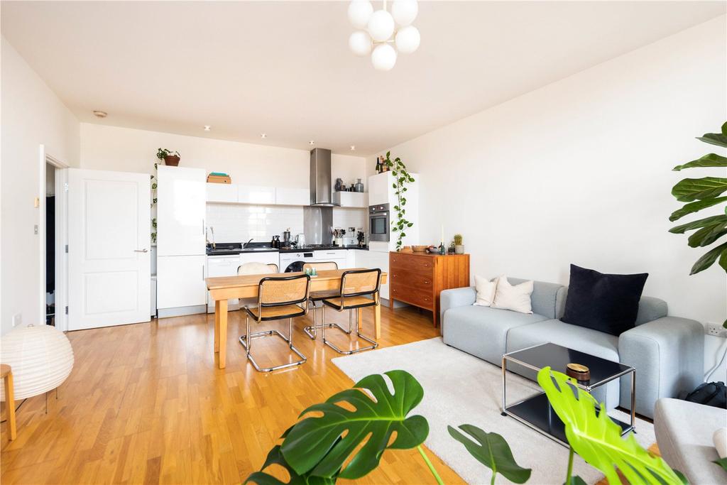 Living Area/Kitchen