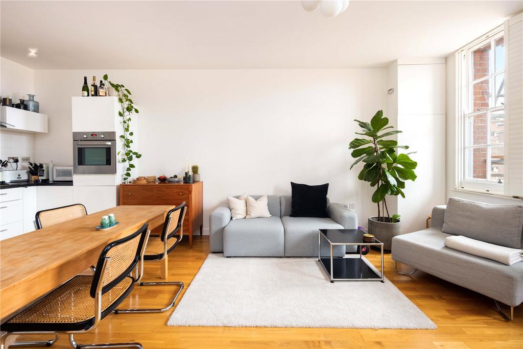 Living Area/Kitchen