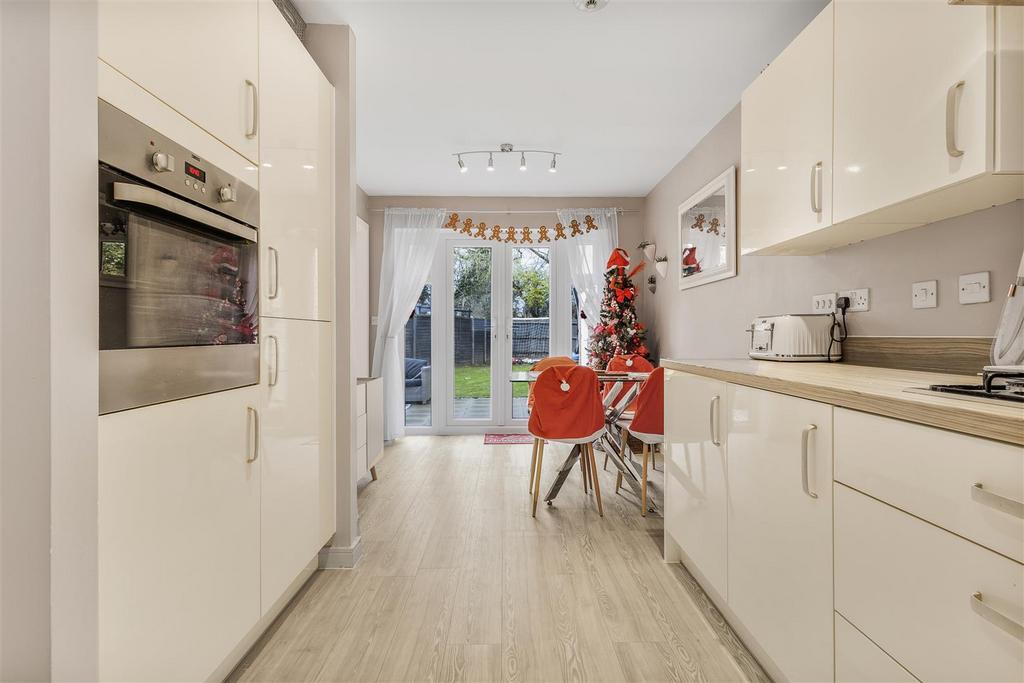 Kitchen/Dining Room