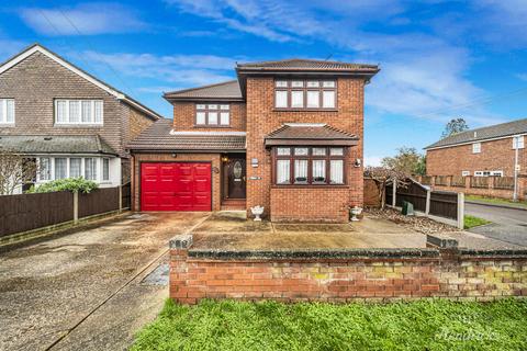 Golden Cross Road, Rochford, SS4 3