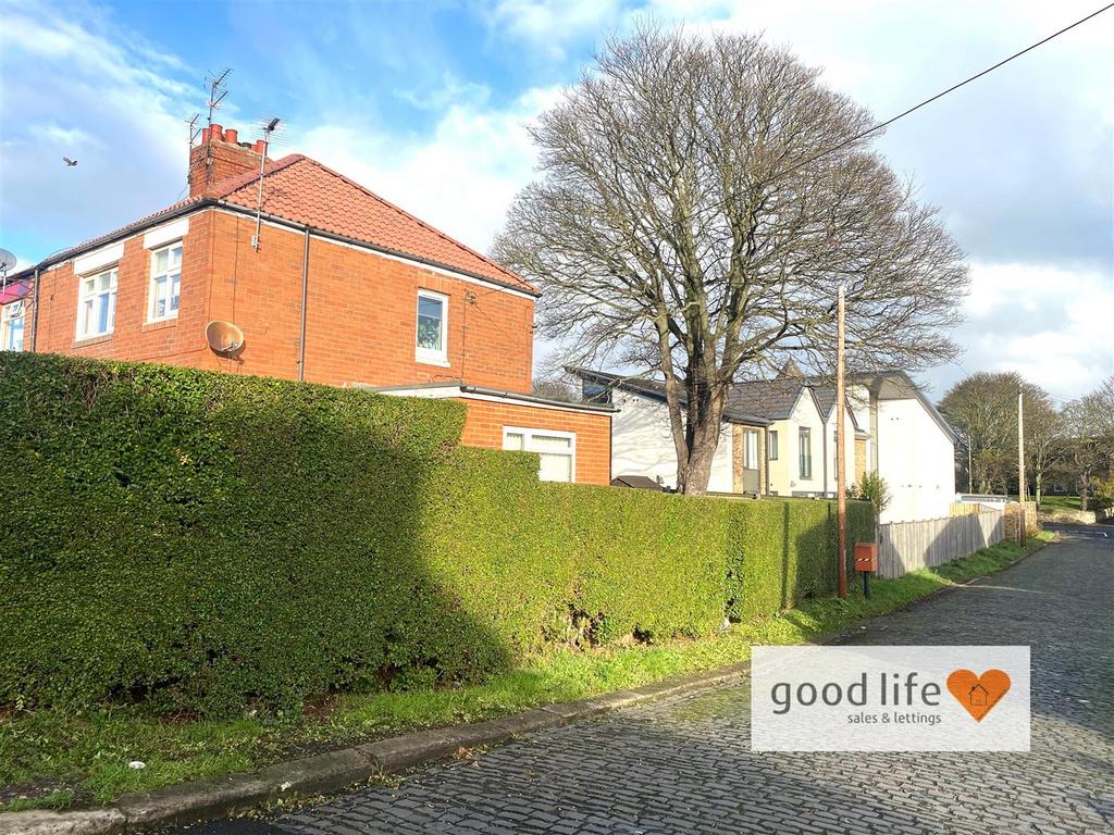 20251125 121906549 i OS11marina.jpg