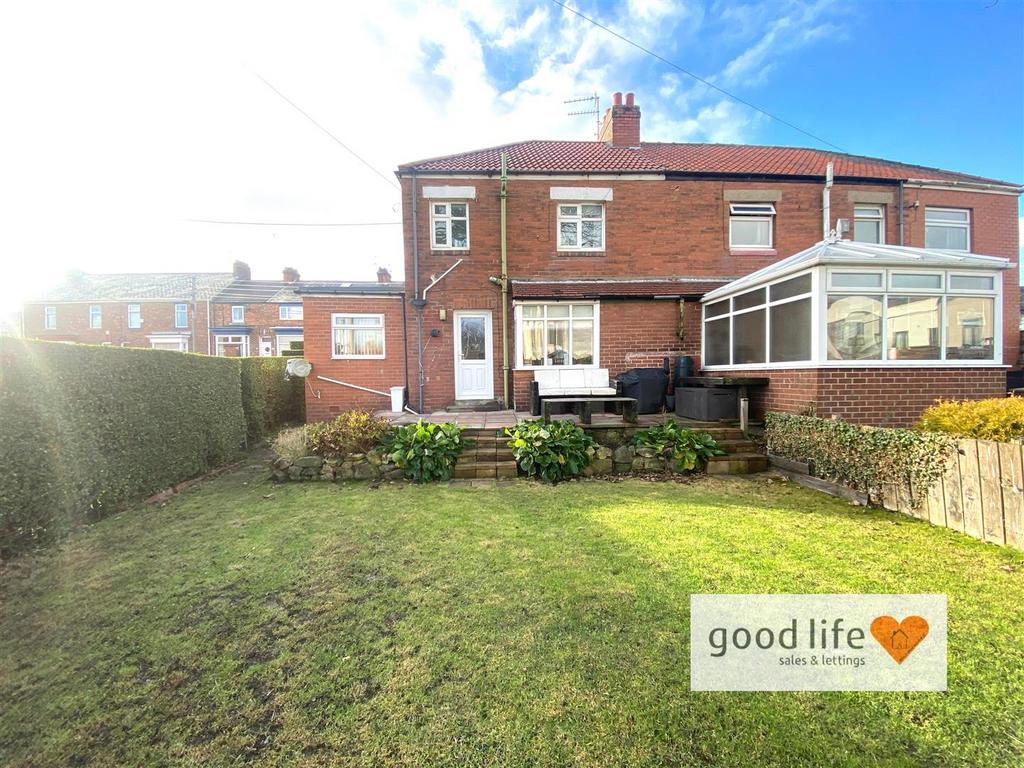 20251125 122035069 i OS11marina.jpg