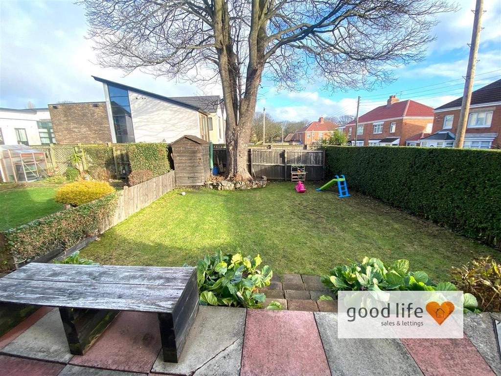 20251125 122009527 i OS11marina.jpg